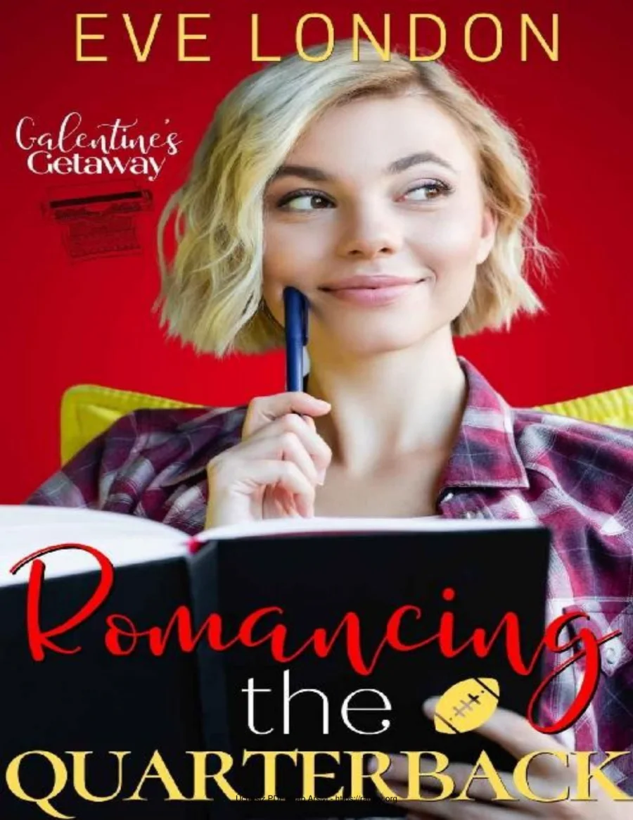 3 Eve London Romancing the Quarterback kapak görseli
