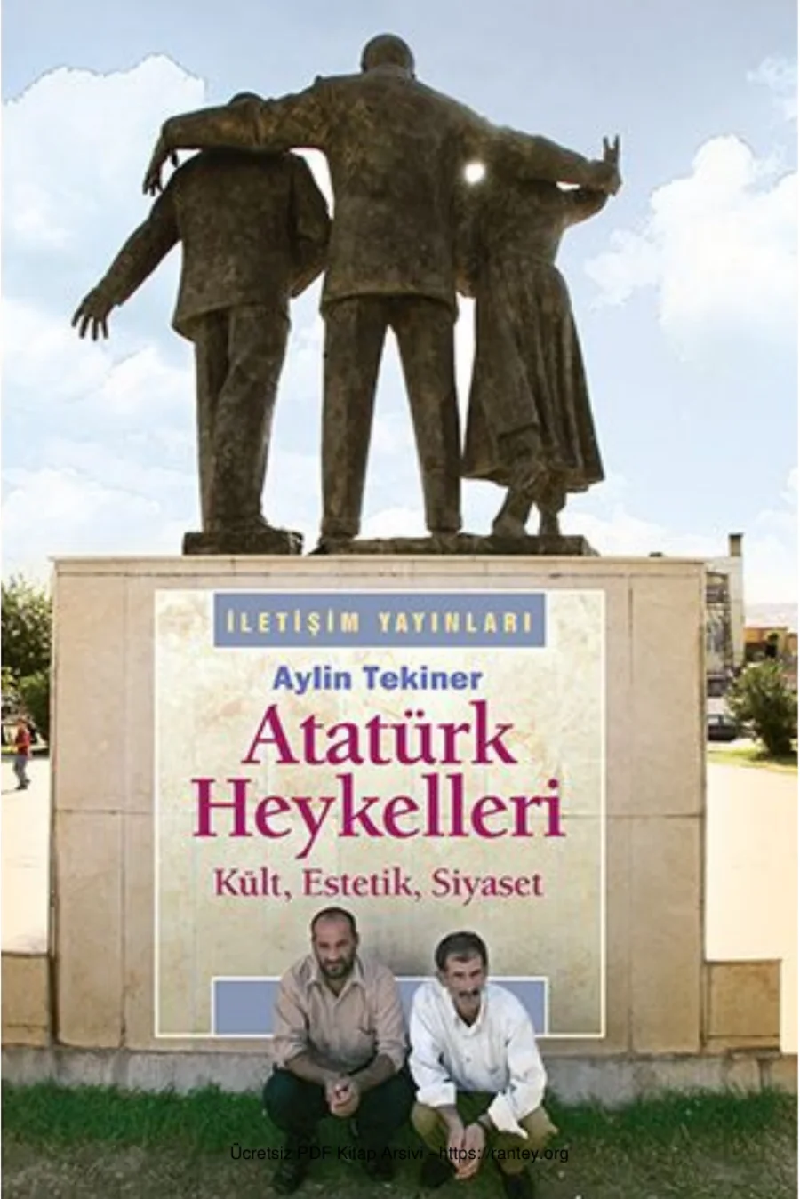 Atatürk Heykelleri kapak görseli