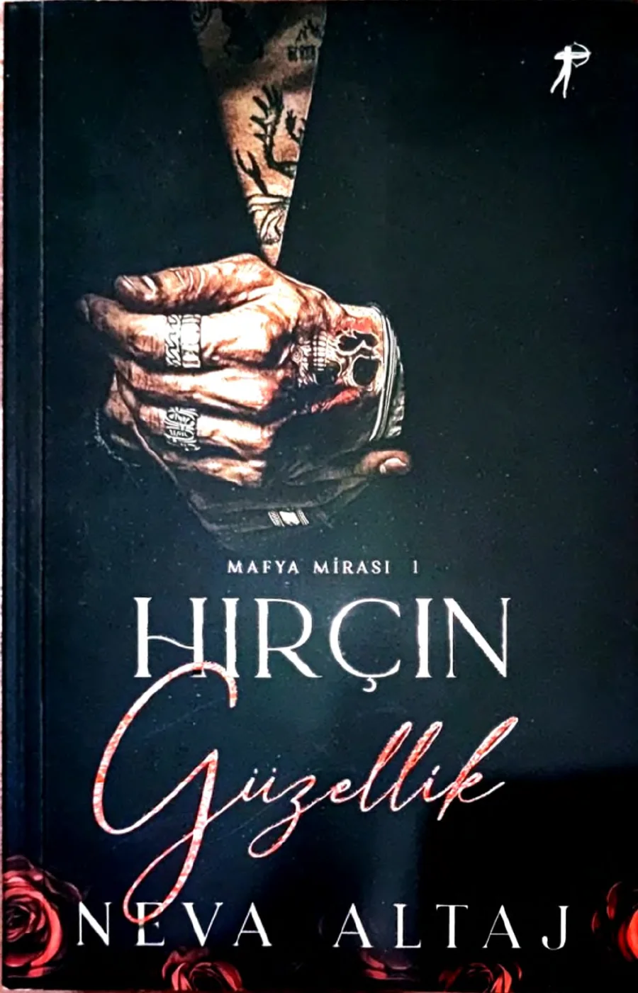 Hırçın Güzellik kapak görseli