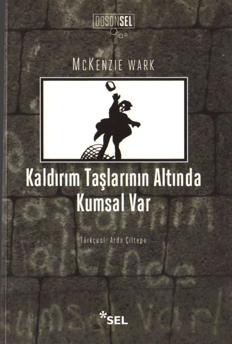 Kaldırım Taşlarının Altında Kumsal Var kapak görseli