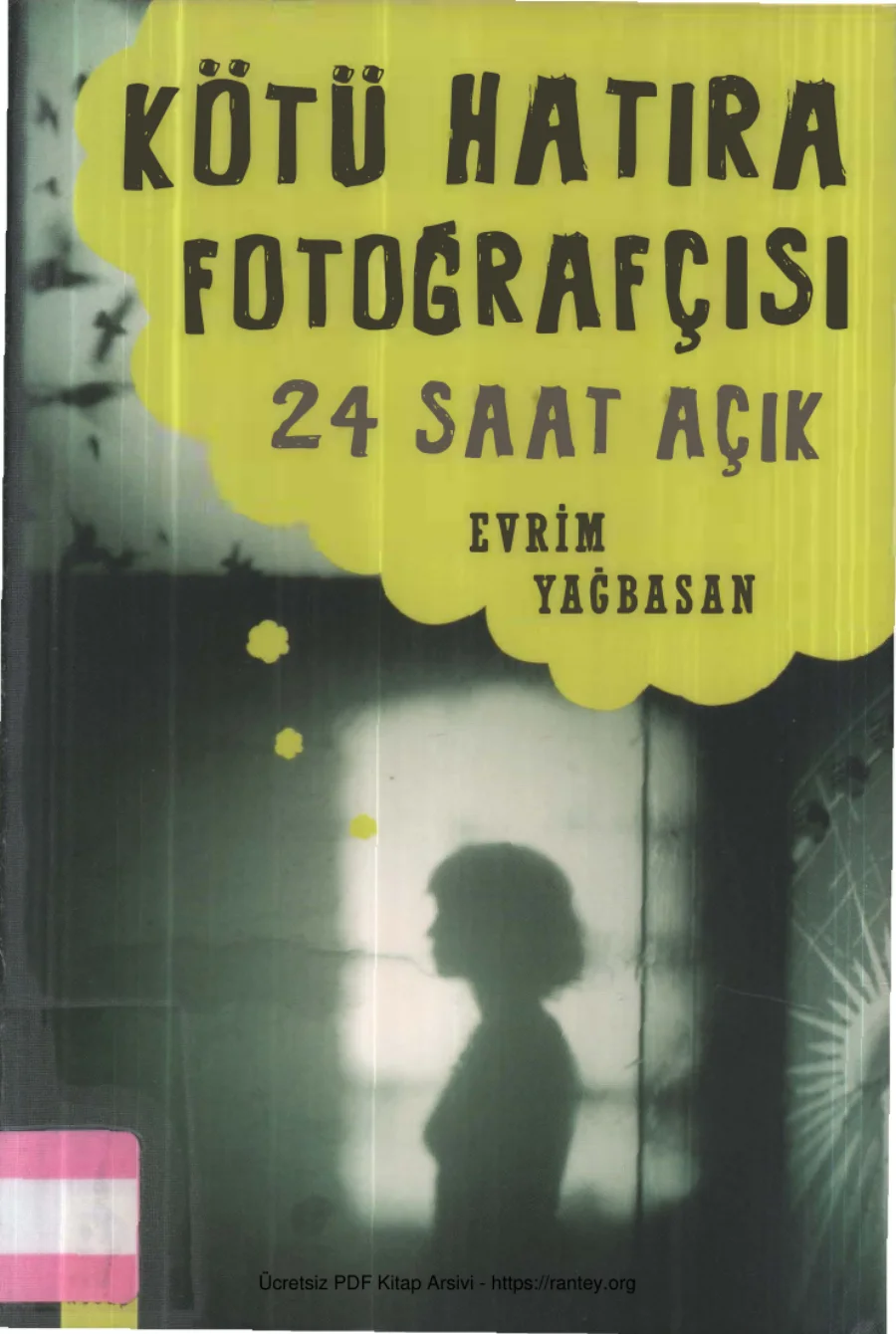 Kötü Hatıra Fotoğrafçısı kapak görseli