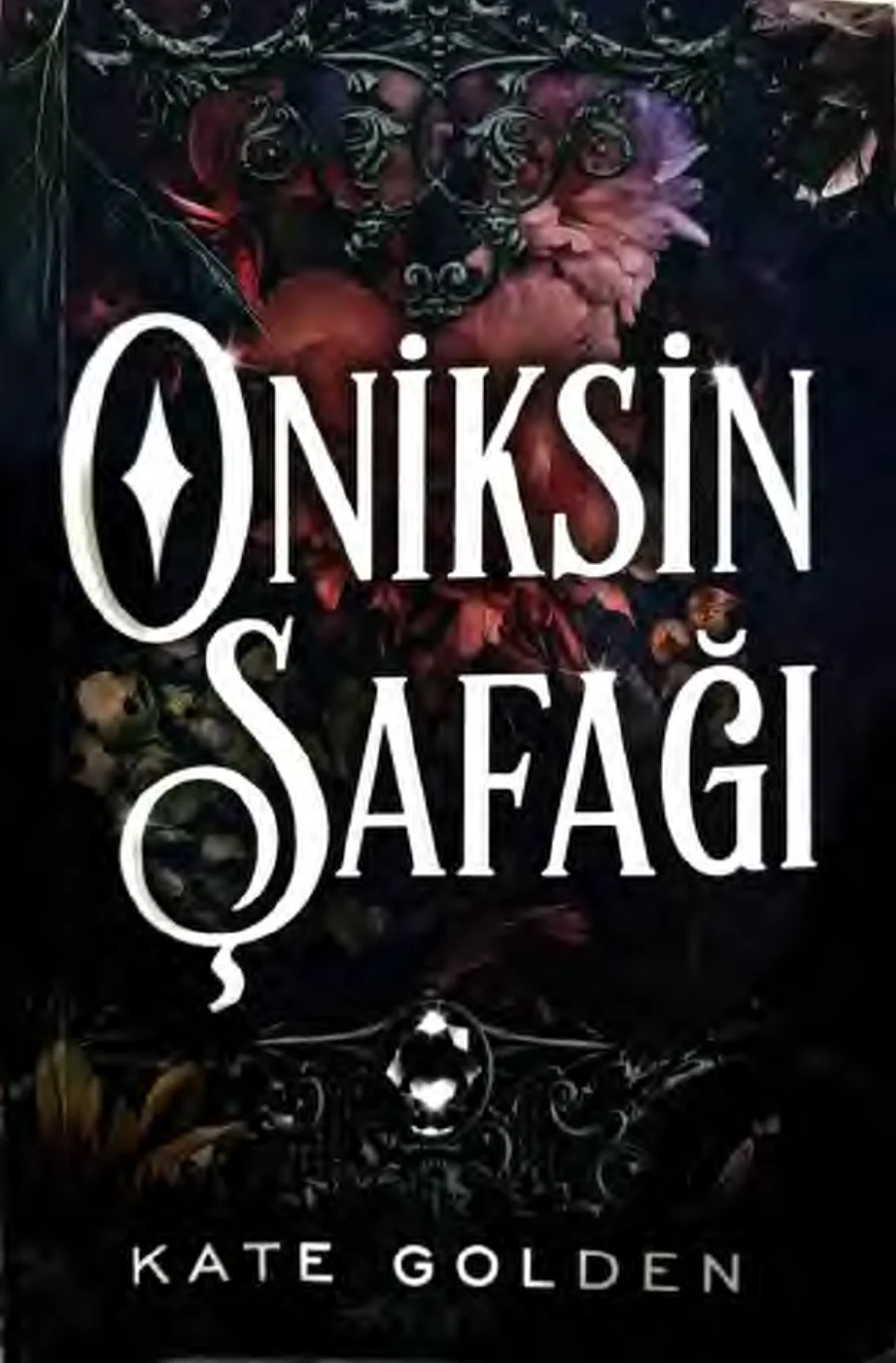 Oniksin Şafağı kapak görseli