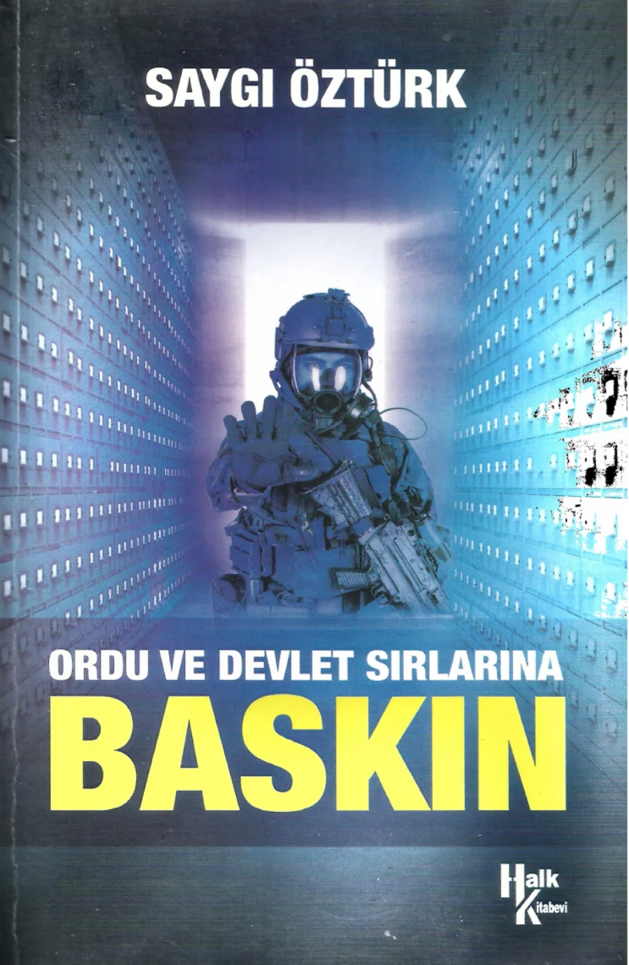 Ordu ve Devlet Sırlarına Baskın kapak görseli